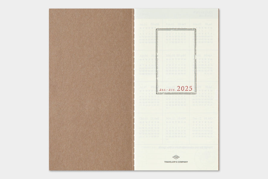 TRAVELER'S COMPANY - Traveler's Notebook Regular - 2025 weekly + memo diary