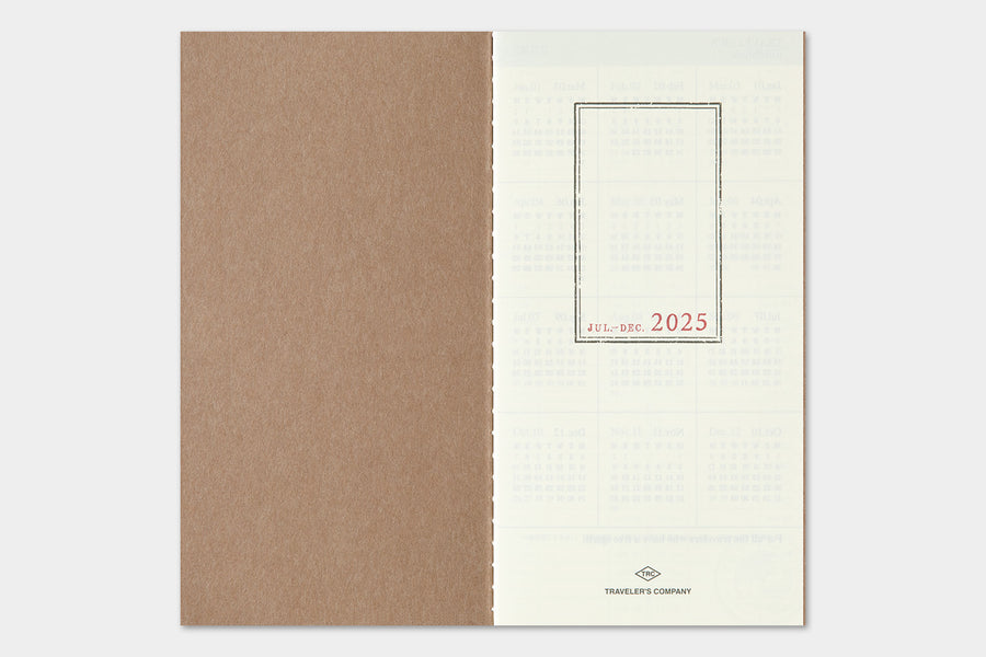 TRAVELER'S COMPANY - Traveler's Notebook Regular - 2025 weekly + memo diary