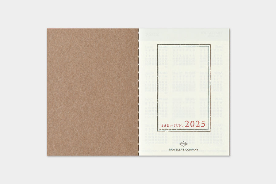 TRAVELER'S COMPANY - Traveler's Notebook Passport - 2025 weekly diary