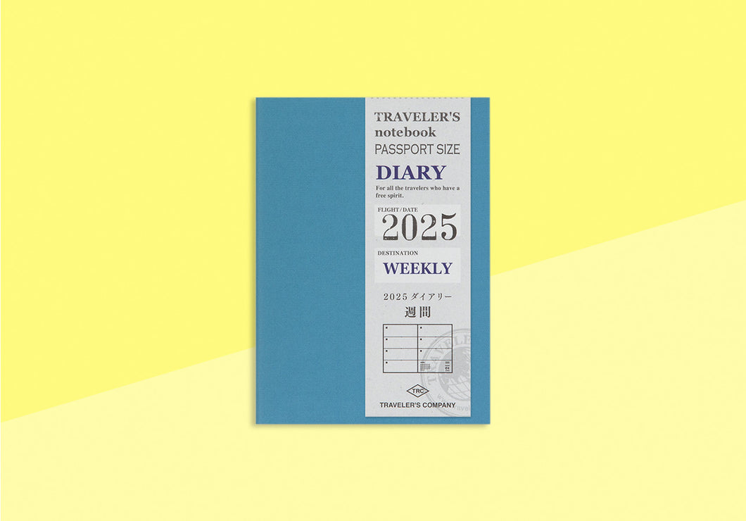 TRAVELER'S COMPANY - Traveler's Notebook Passport - 2025 weekly diary